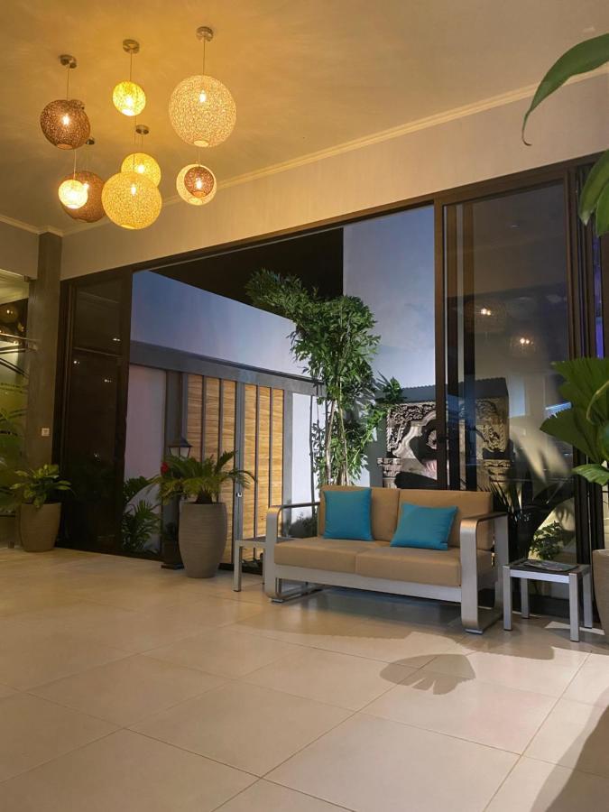 Naoz Hotel 3*