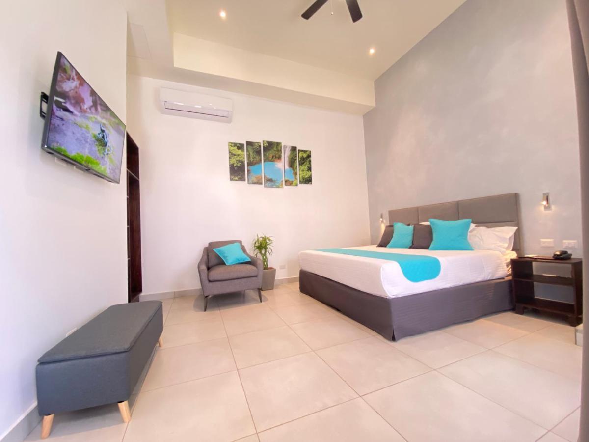 Hotel Naoz 3*